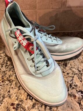 BALA Women’s Nursing Shoes size 8